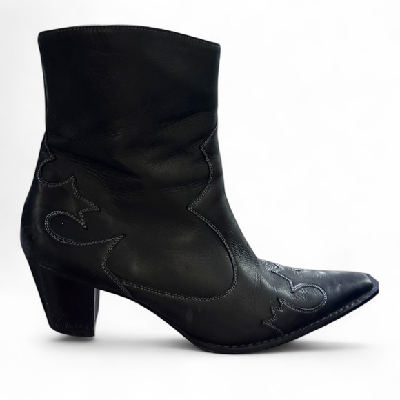 VINTAGE PAUL GREEN Western Cowboy Cowgirl Black Leather Pointed Toe Ankle Boots - Picture 3 of 16